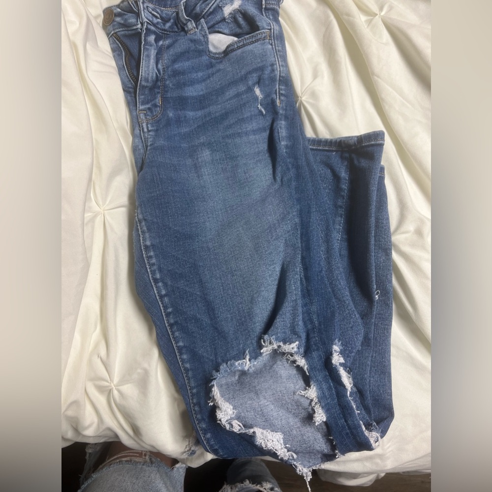 FLEXIBLE AMERICAN EAGLE JEANS